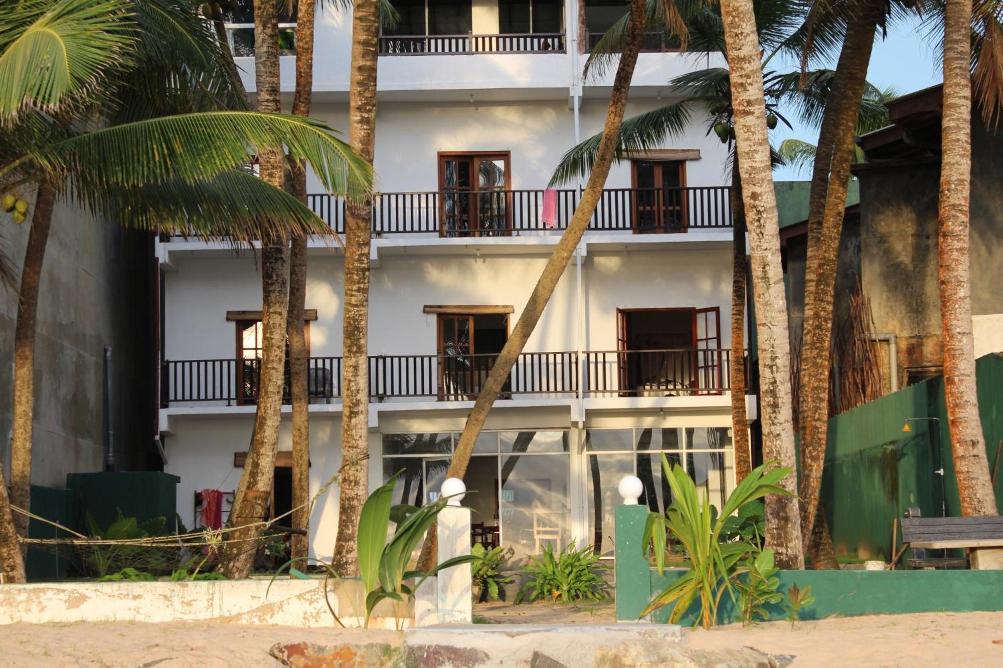 Prana Beach Hotel Ex Guli Hikkaduwa Exterior photo