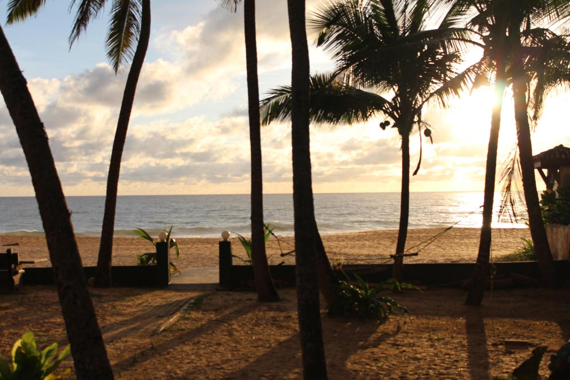 Prana Beach Hotel Ex Guli Hikkaduwa Exterior photo